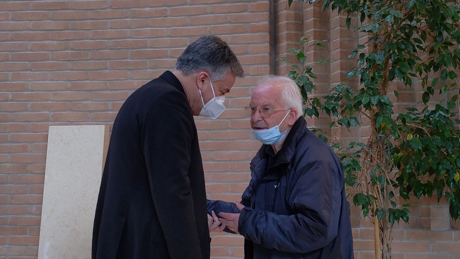 Accoglienza-Vescovo-don-Giampiero-domenica-28-11-2021_-17